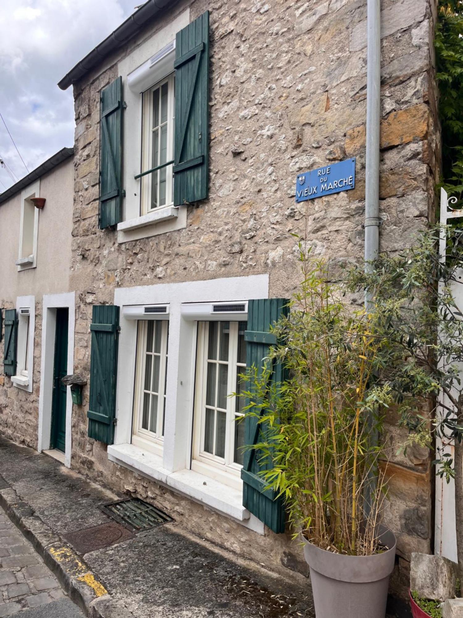 Charme Et Calme Au Coeur De Ville Moret-sur-Loing Buitenkant foto